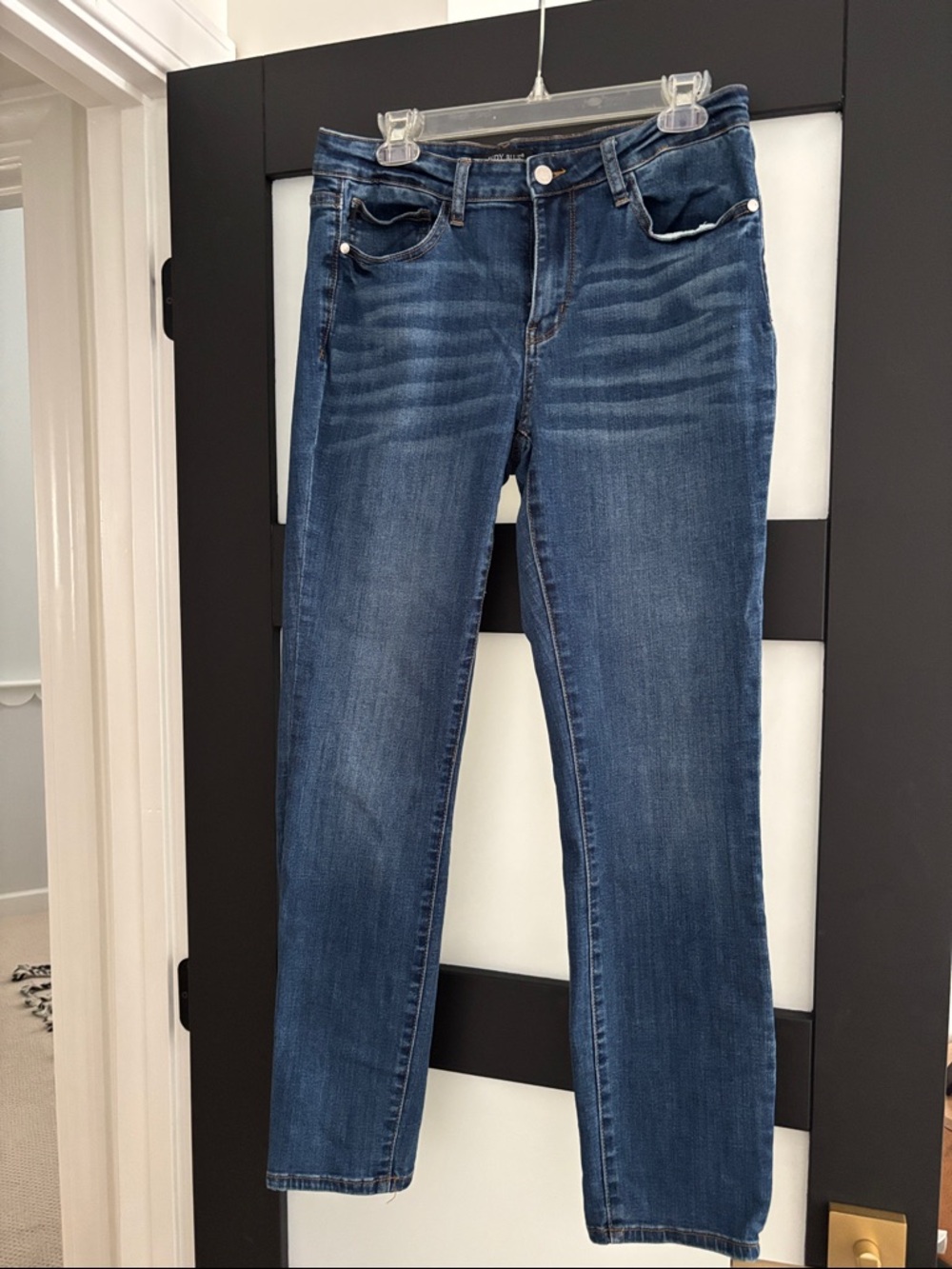 Judy Blue Medium Wash Straight Leg Jeans Size 30.